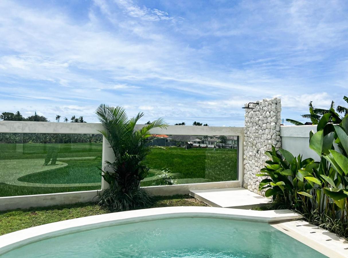 Villa Aurelia Canggu  Bagian luar foto